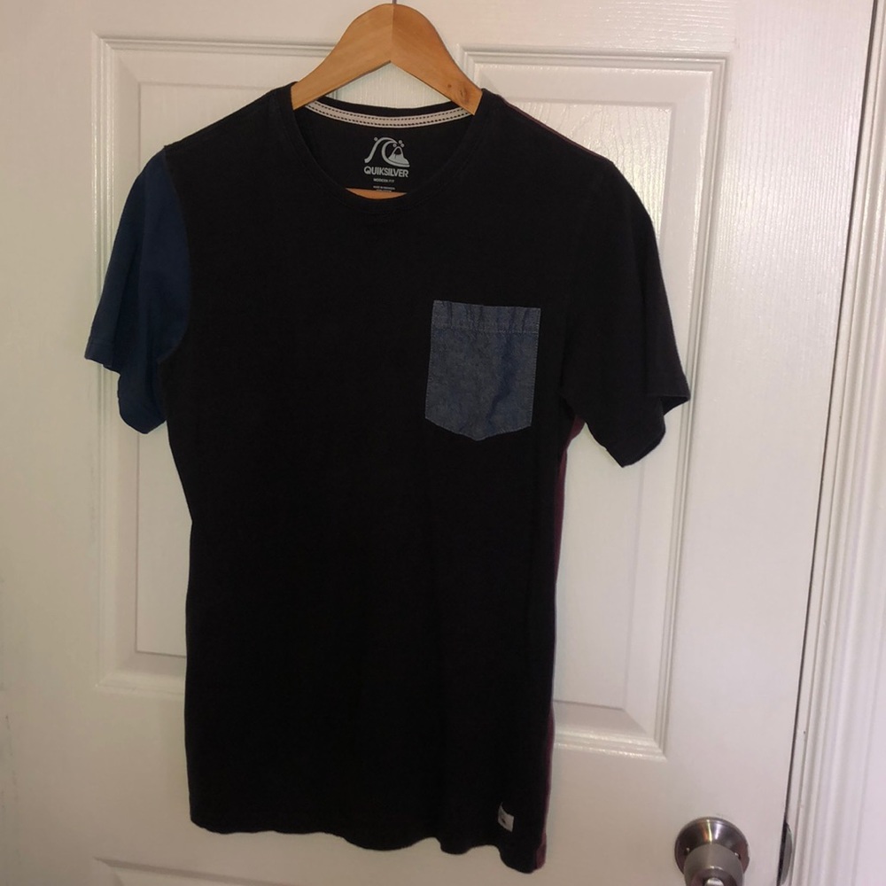 Boys quicksilver T-shirt sz 16